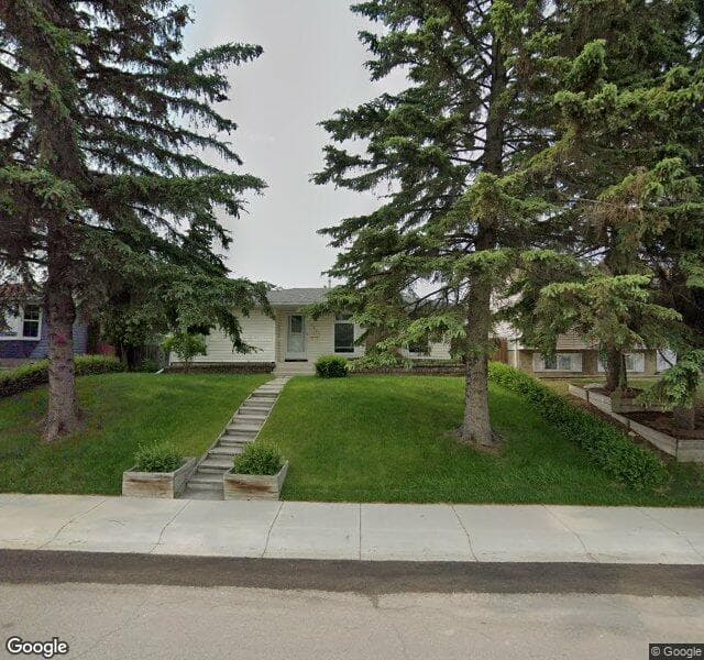 Street view of 420 Pinetree Road NE, Calgary