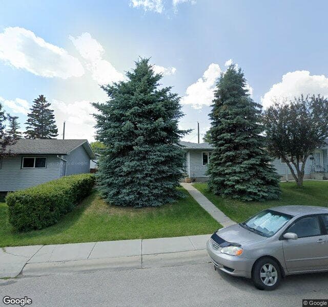 Street view of 1615 Rouleau Crescent SE, Calgary