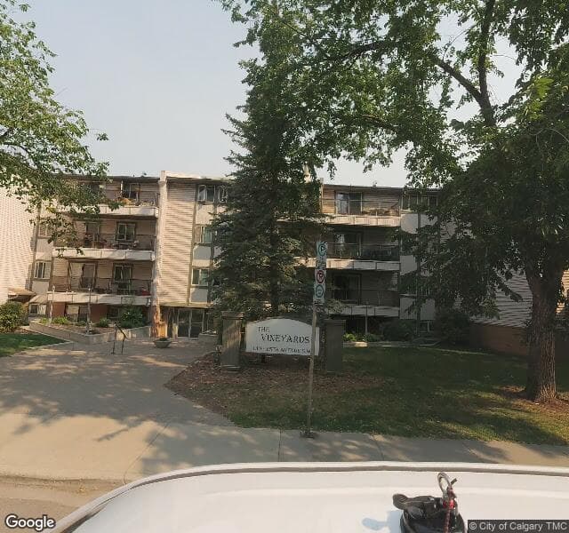 Street view of 102-130 25 Avenue SW, Calgary