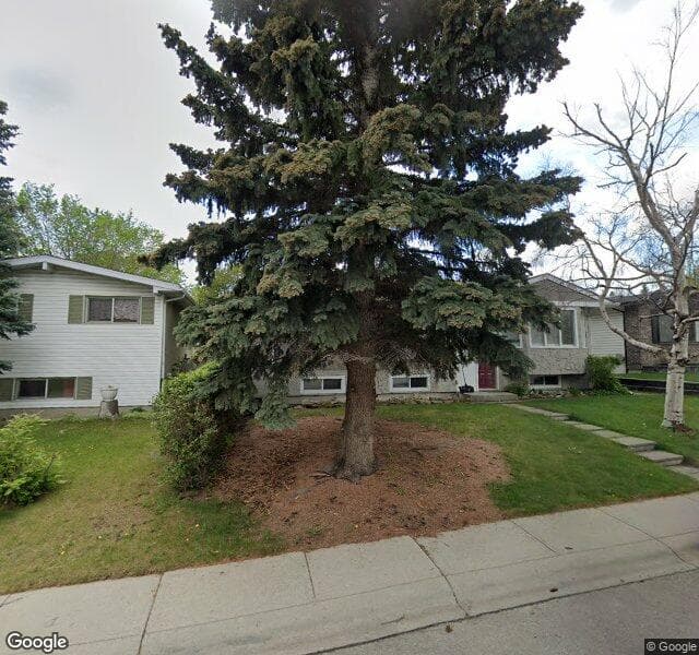Street view of 19 Brampton Crescent SW, Calgary