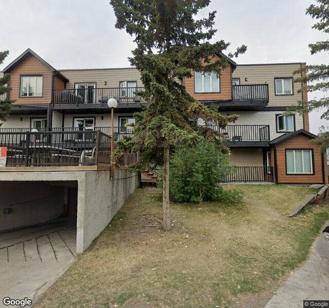 Street view of 306-1920 29 Street SW, Calgary