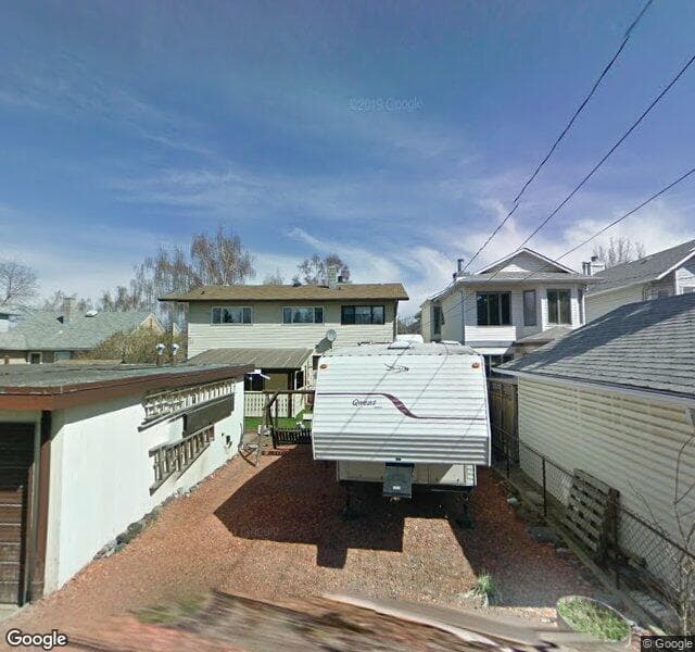 Street view of 449 25 Avenue NE, Calgary