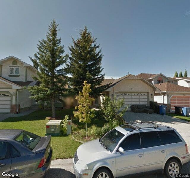 Street view of 124 Sandringham Close NW, Calgary