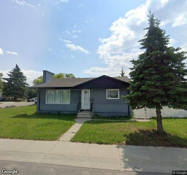Street view of 13703 137 Avenue NW, Edmonton