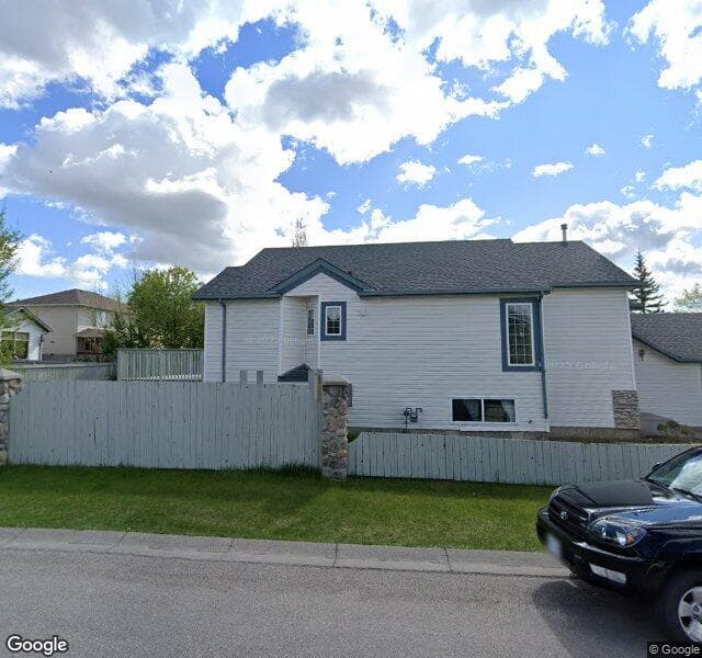 Street view of 803 Somerset Drive SW, Calgary