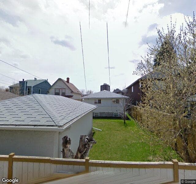 Street view of 1118 18 Avenue NW, Calgary