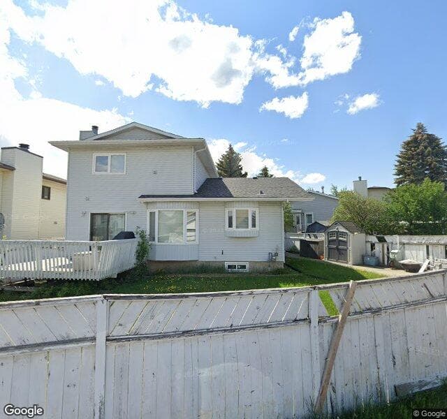 Street view of 275 Lago Lindo Crescent NW, Edmonton