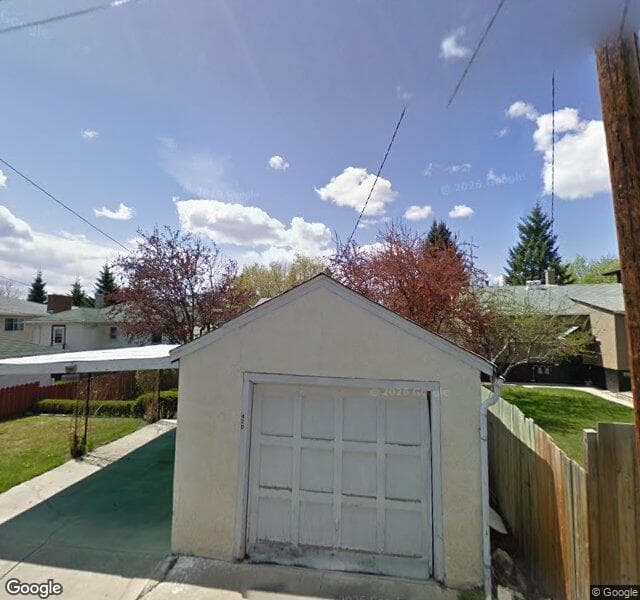 Street view of 420 11 Street NE, Calgary