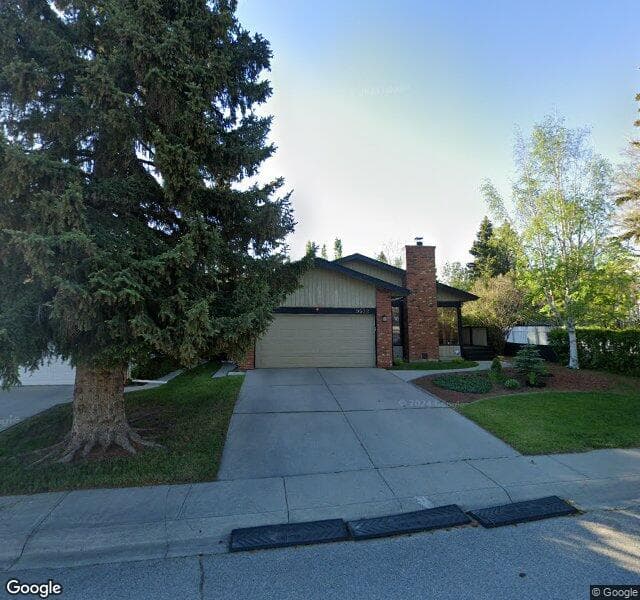 Street view of 9532 Oakland Way SW, Calgary