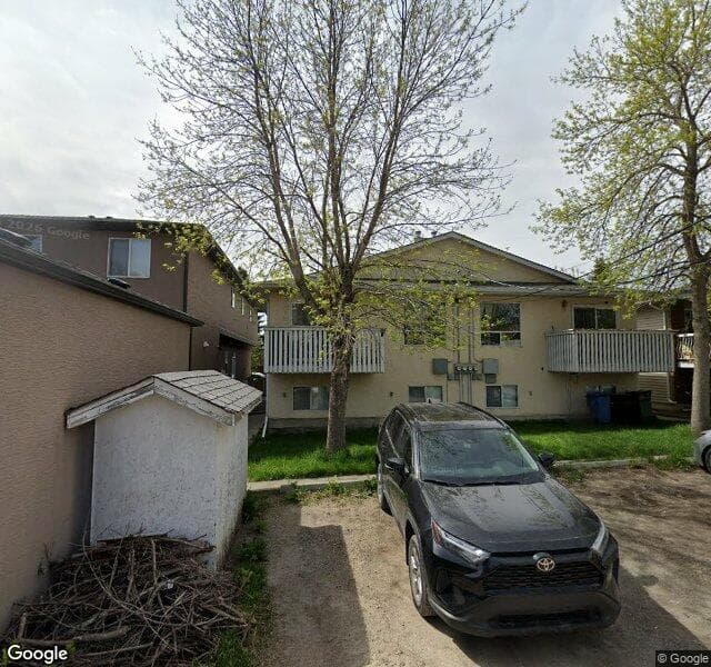 Street view of 2-242 20 Avenue NE, Calgary