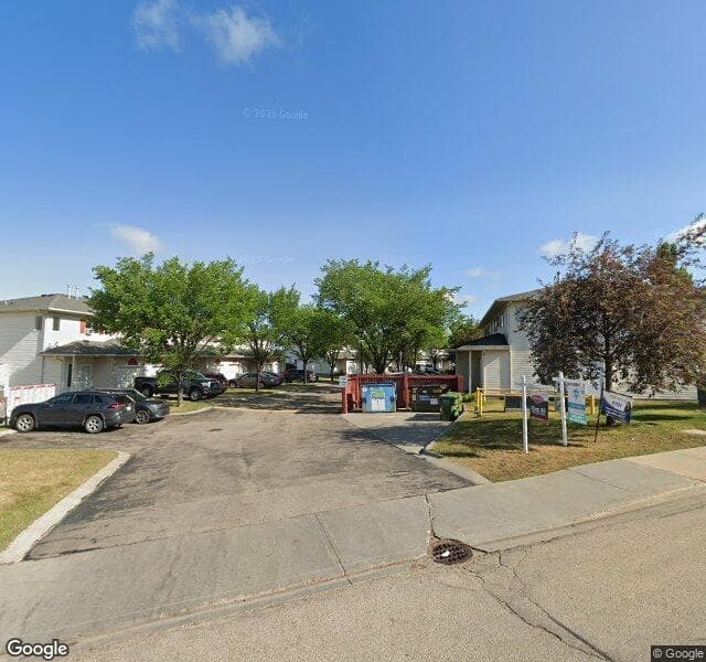Street view of 13-451 Hyndman Crescent NW, Edmonton