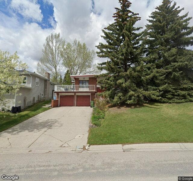 Street view of 258 Dalhurst Way NW, Calgary