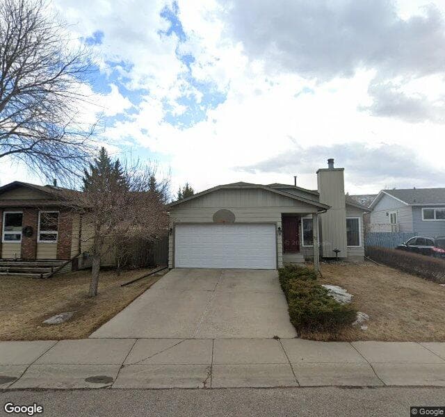 Street view of 92 Deerfield Circle SE, Calgary