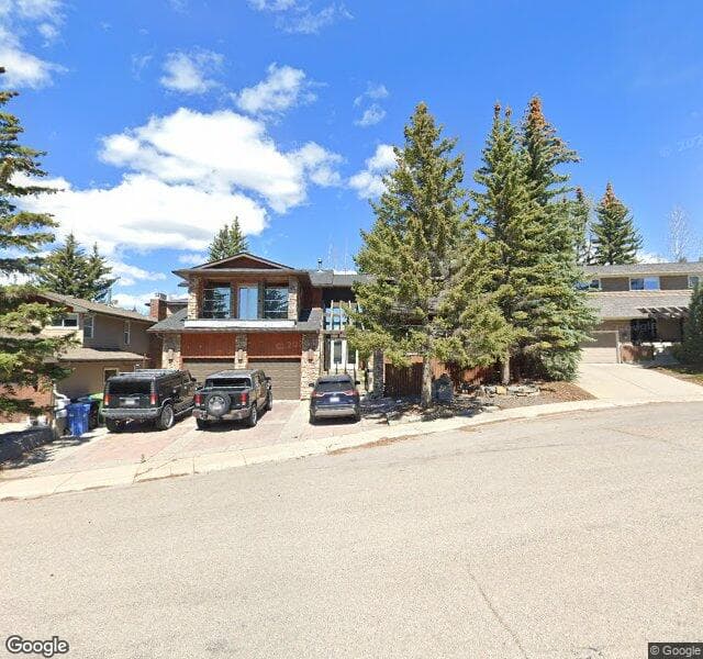 Street view of 535 Edgemont Bay NW, Calgary