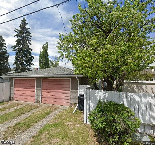 Street view of 95 Gordon Drive SW, Calgary