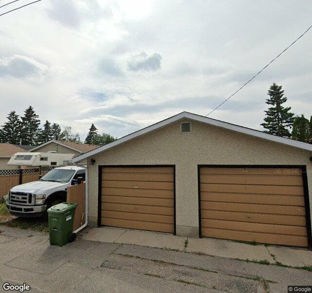 Street view of 284 Madeira Place NE, Calgary