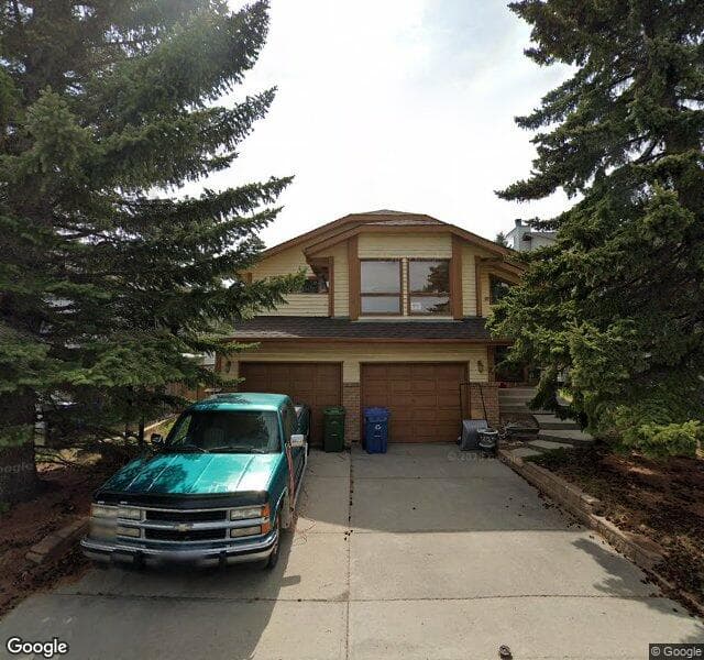 Street view of 71 Edgeland Rise NW, Calgary
