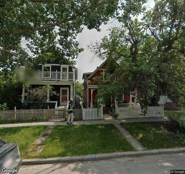 Street view of 1015 17 Avenue SE, Calgary