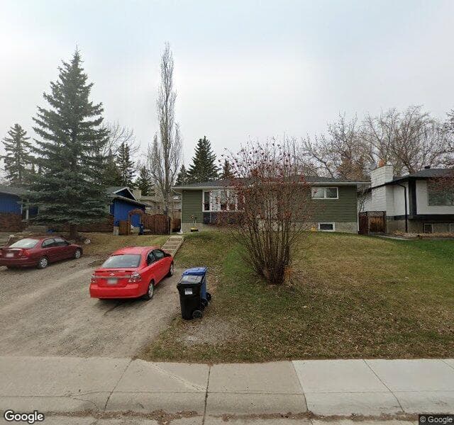 Street view of 439 Cantrell Drive SW, Calgary