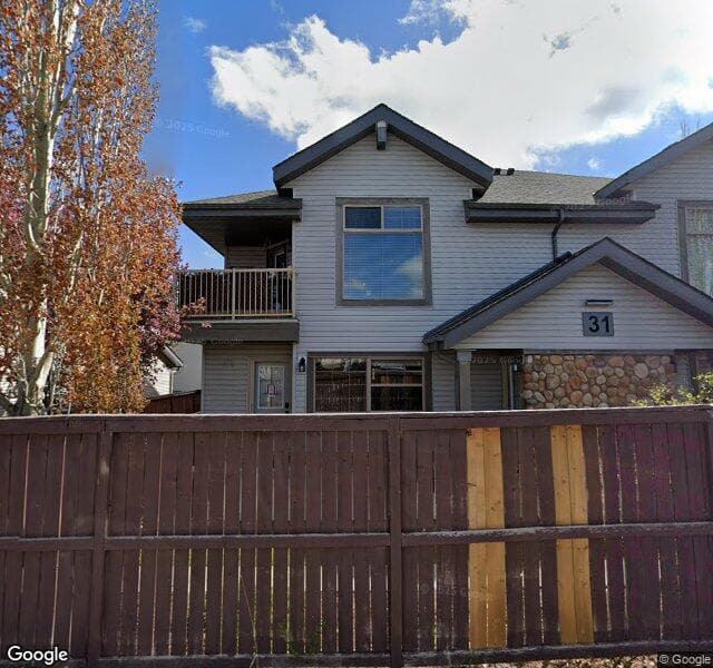 Street view of 105-31 Everridge Square SW, Calgary