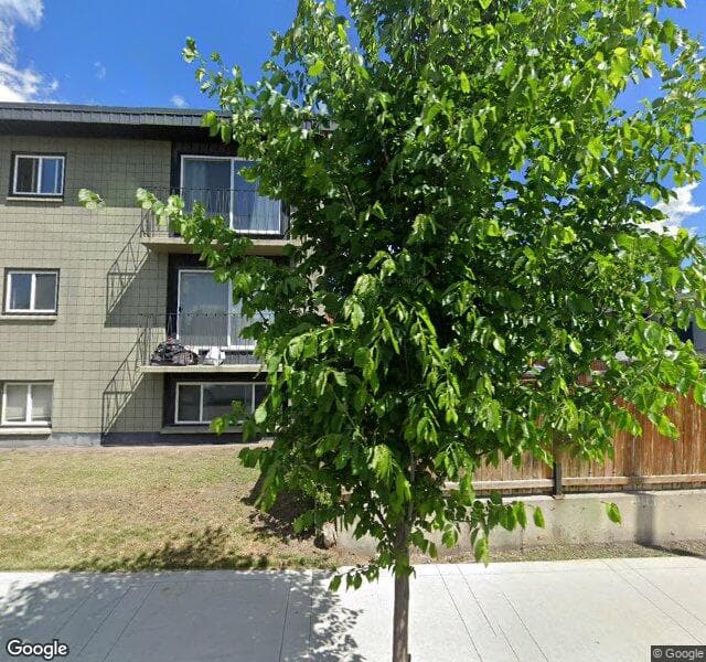 Street view of 3-1744 28 Street SW, Calgary