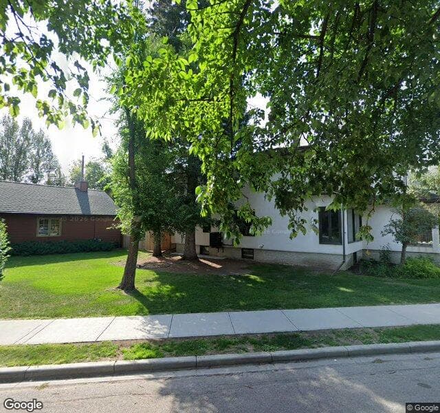 Street view of 617 Rideau Road SW, Calgary