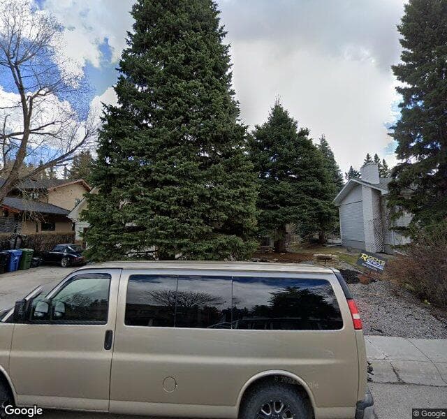 Street view of 6924 Leaside Drive SW, Calgary