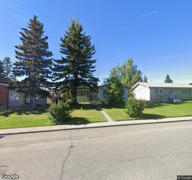 Street view of 907 104 Avenue SW, Calgary