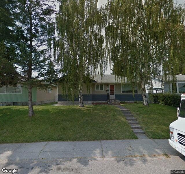Street view of 719 Macleay Road NE, Calgary