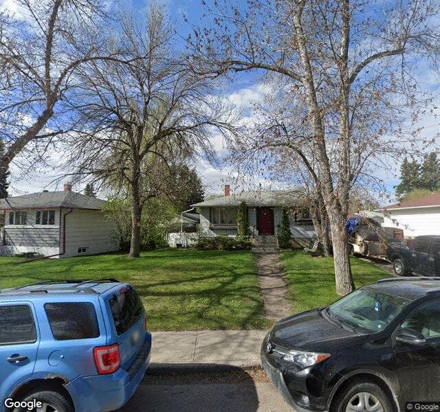 Street view of 39 Lynndale Road SE, Calgary
