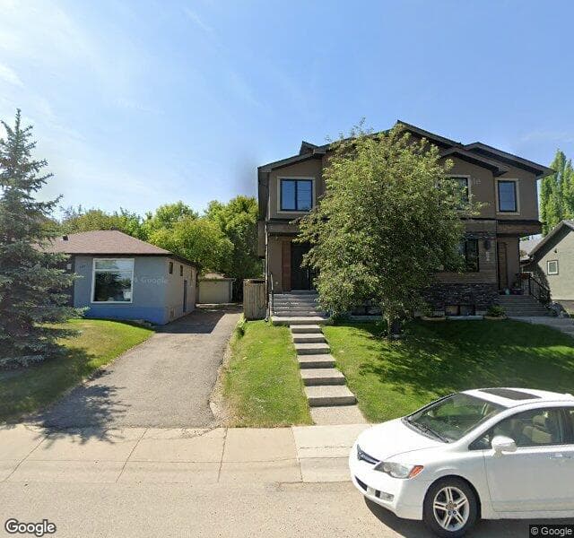 Street view of 237 26 Avenue NE, Calgary