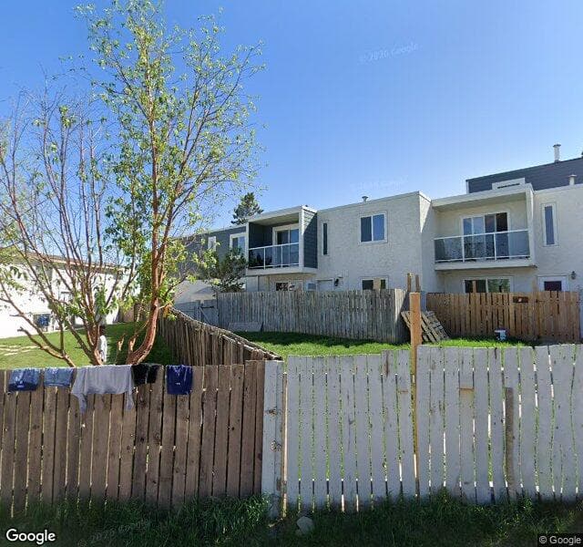 Street view of 6-131 Huntington Park Green NW, Calgary
