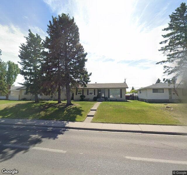 Street view of 423 52 Street NE, Calgary
