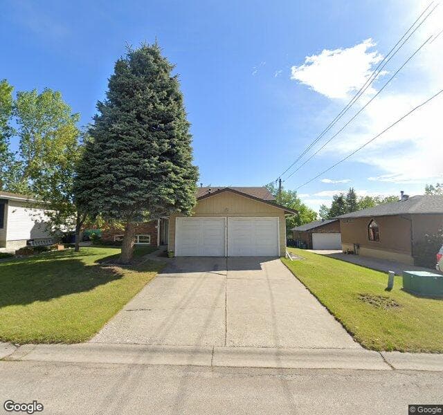 Street view of 112 Nottingham Road NW, Calgary