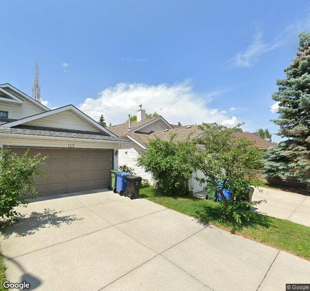 Street view of 121 Douglas Glen Court SE, Calgary