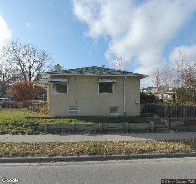 Street view of 2209 4 Street NW, Calgary