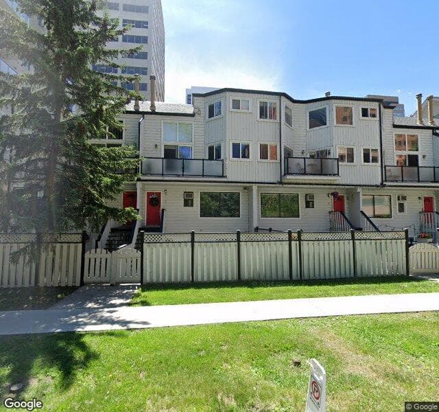 Street view of 5-711 3 Avenue SW, Calgary