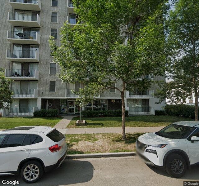 Street view of 8D-813 13 Avenue SW, Calgary