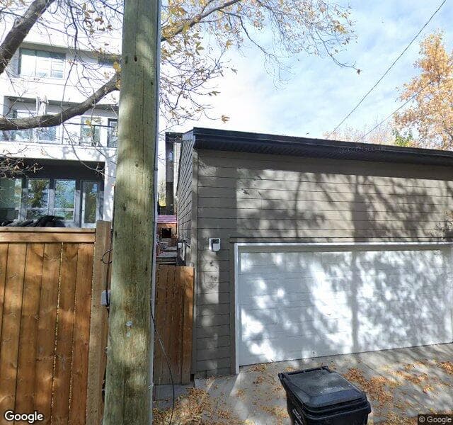 Street view of 107 40 Avenue SW, Calgary