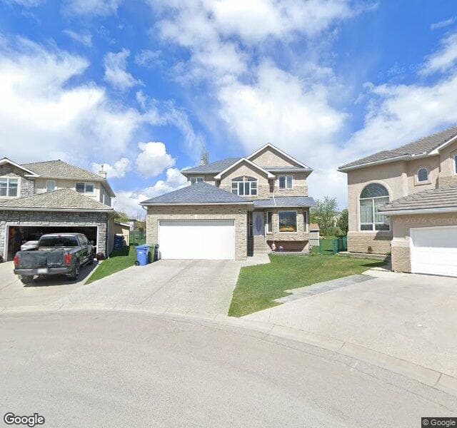 Street view of 418 Royal Crest Bay NW, Calgary
