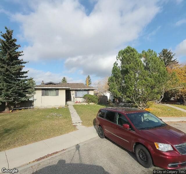 Street view of 532 Blackthorn Green NE, Calgary
