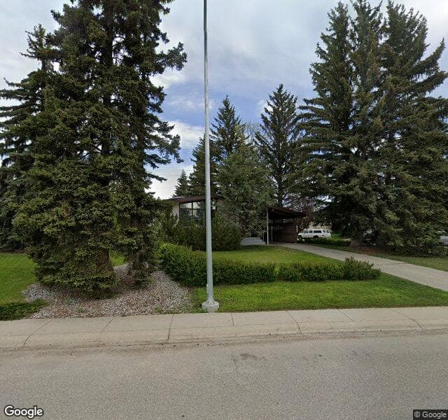 Street view of 372 96 Avenue SE, Calgary
