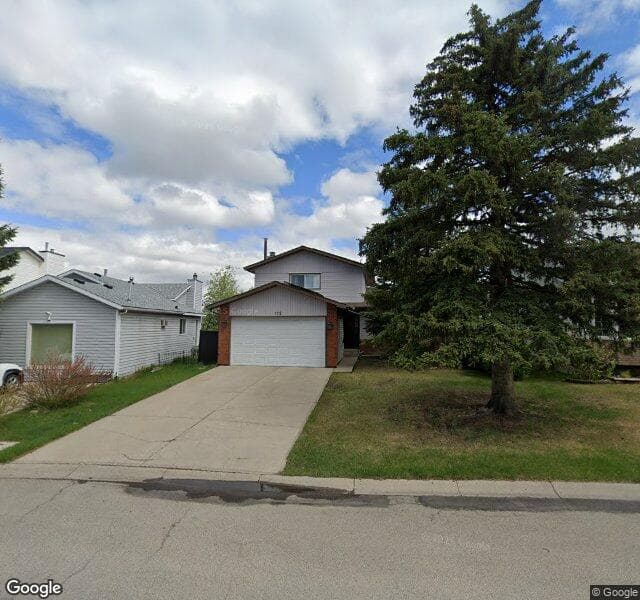 Street view of 112 Millside Drive SW, Calgary