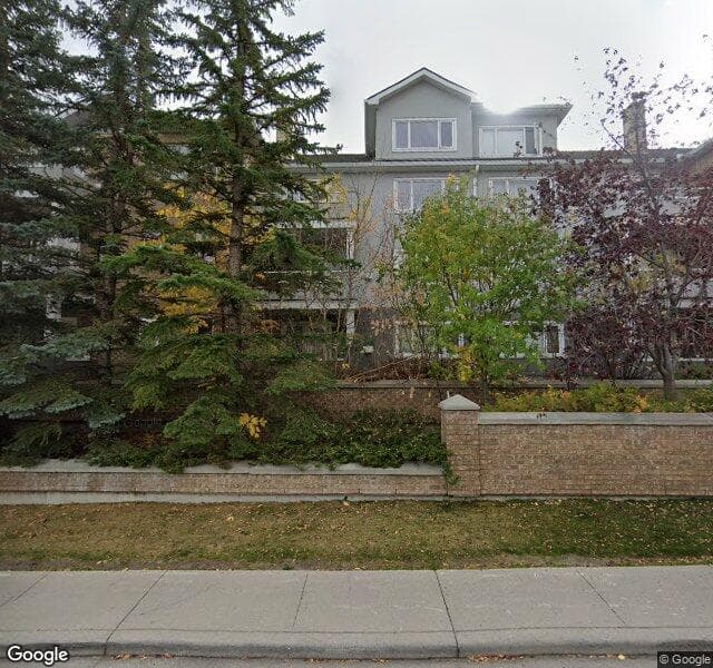 Street view of 308-790 Kingsmere Crescent SW, Calgary