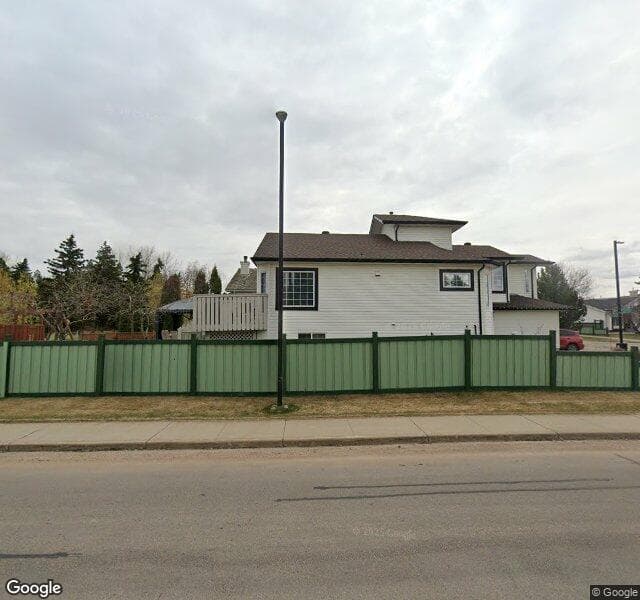 Street view of 1052 Potter Greens Drive NW, Edmonton
