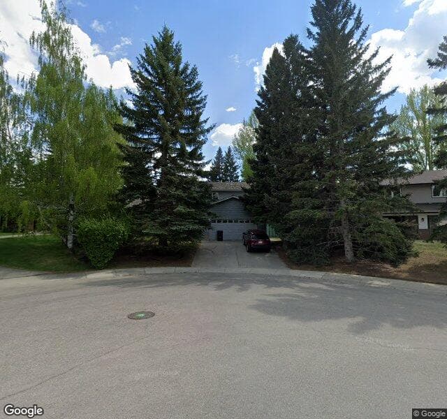 Street view of 260 Varsity Crescent NW, Calgary