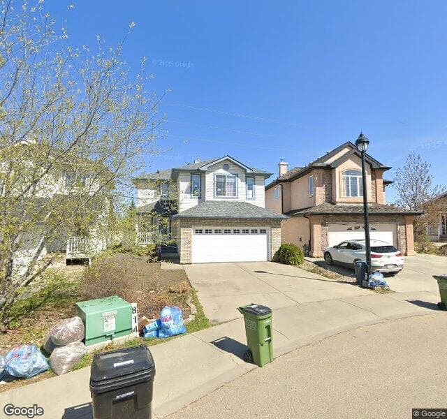 Street view of 814 Lawrence Court NW, Edmonton