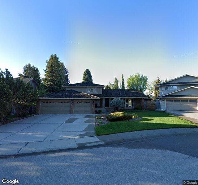 Street view of 407 Parkview Crescent SE, Calgary