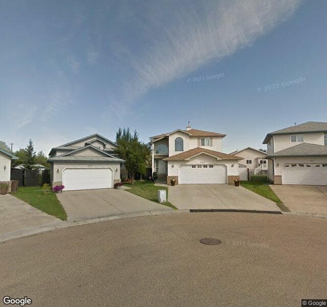 Street view of 320 Huffman Crescent NW, Edmonton