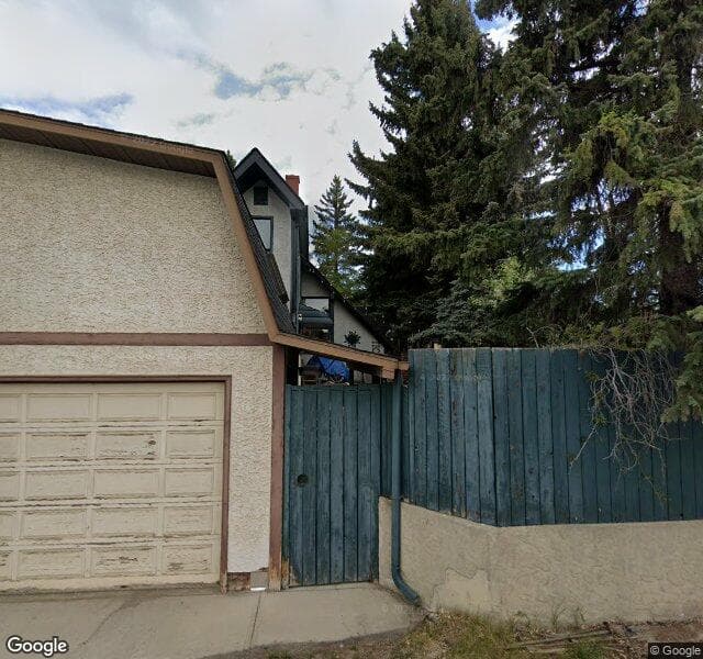 Street view of 611 Hunterfield Place NW, Calgary